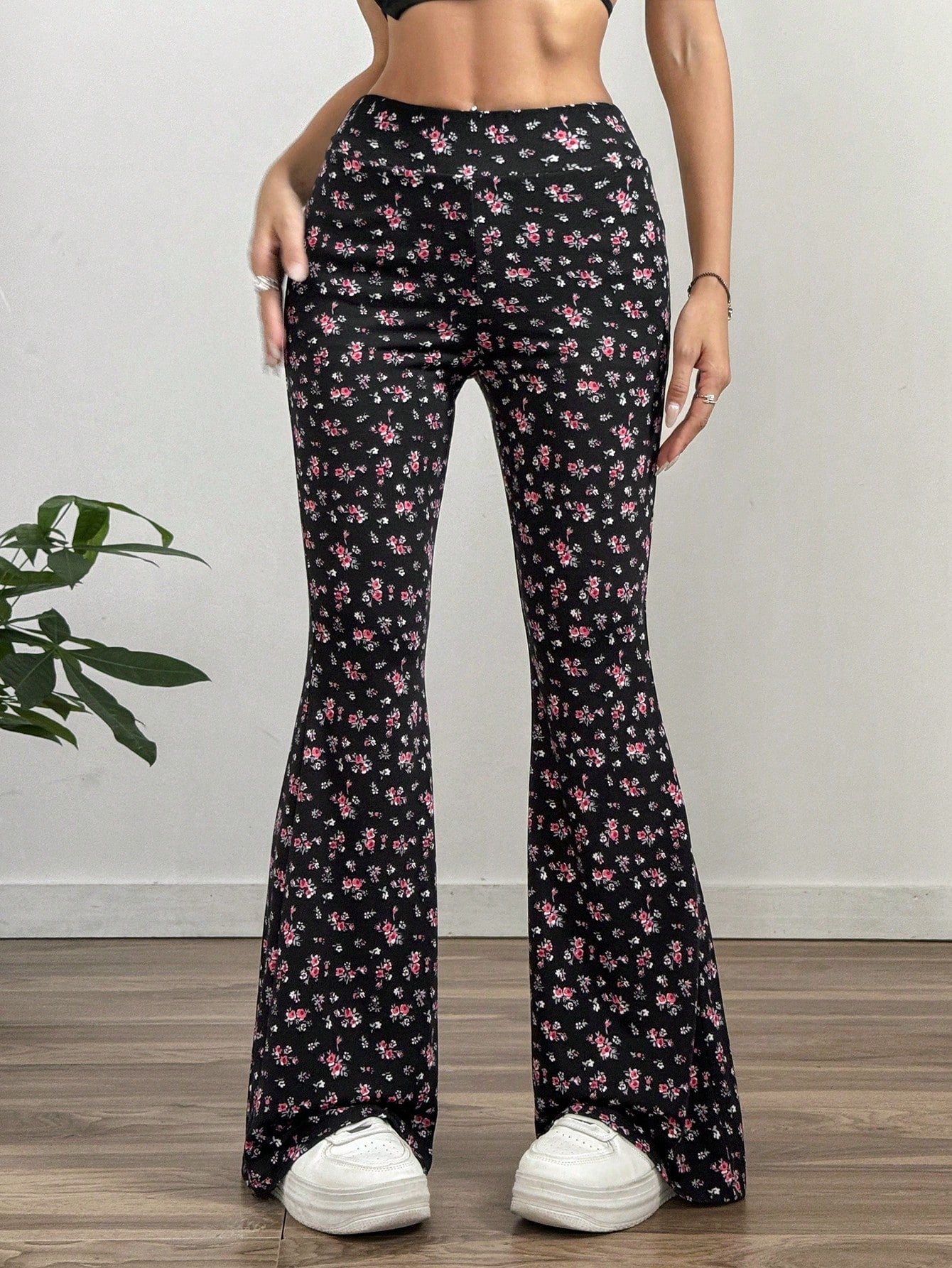 بنطال نسائي مزهر متدفق مُحبك لربيع وخريف