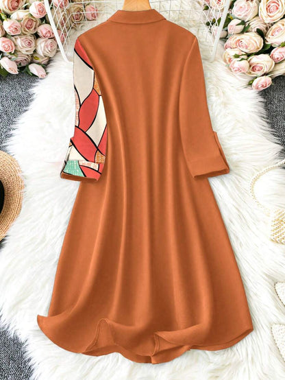 فستان نسائي مطبوع مضاف مع طية ياقة هادئة