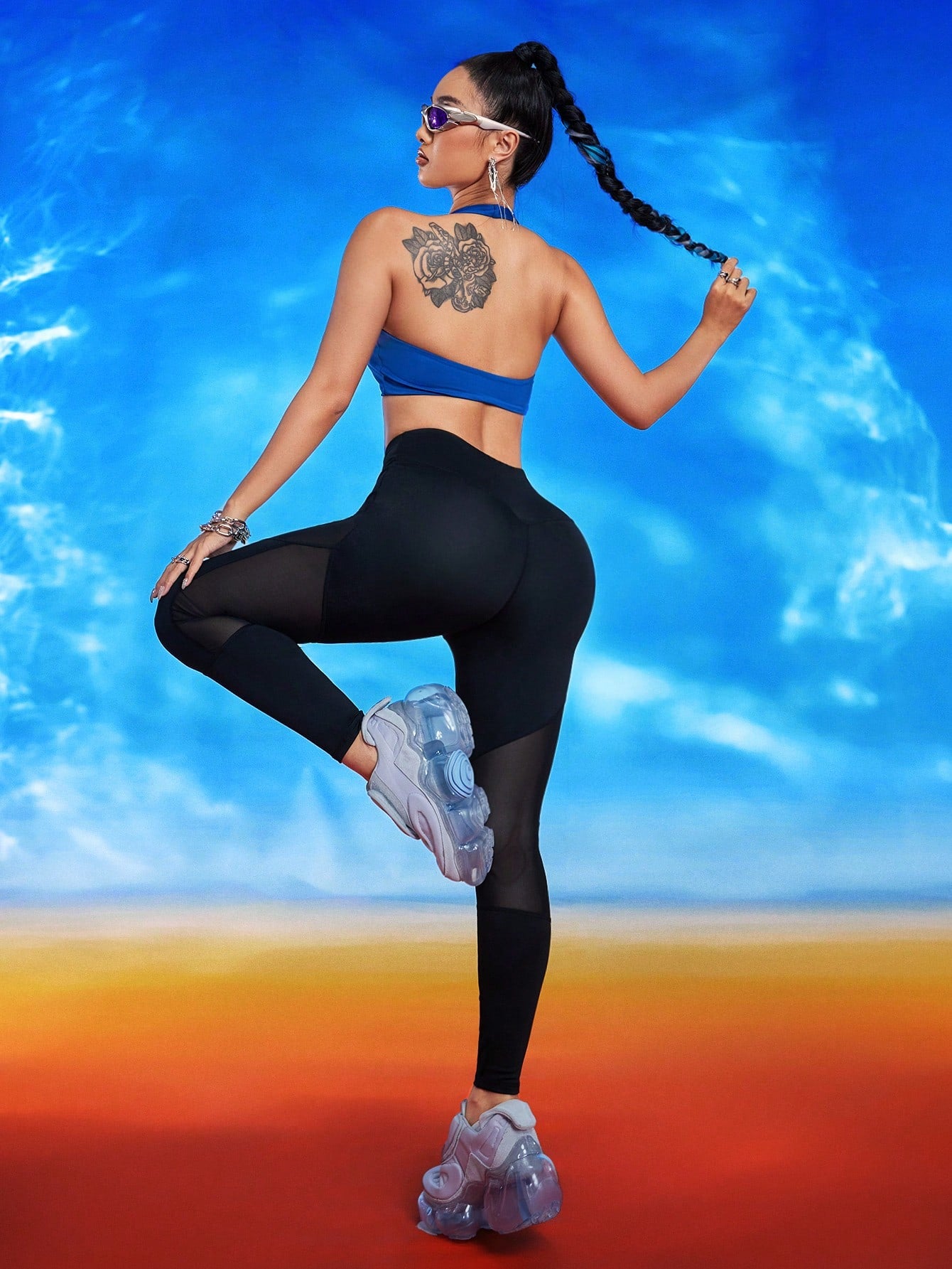 بنطلون ضيق رياضي بشقوق و شبك عالي الخصر للنساء