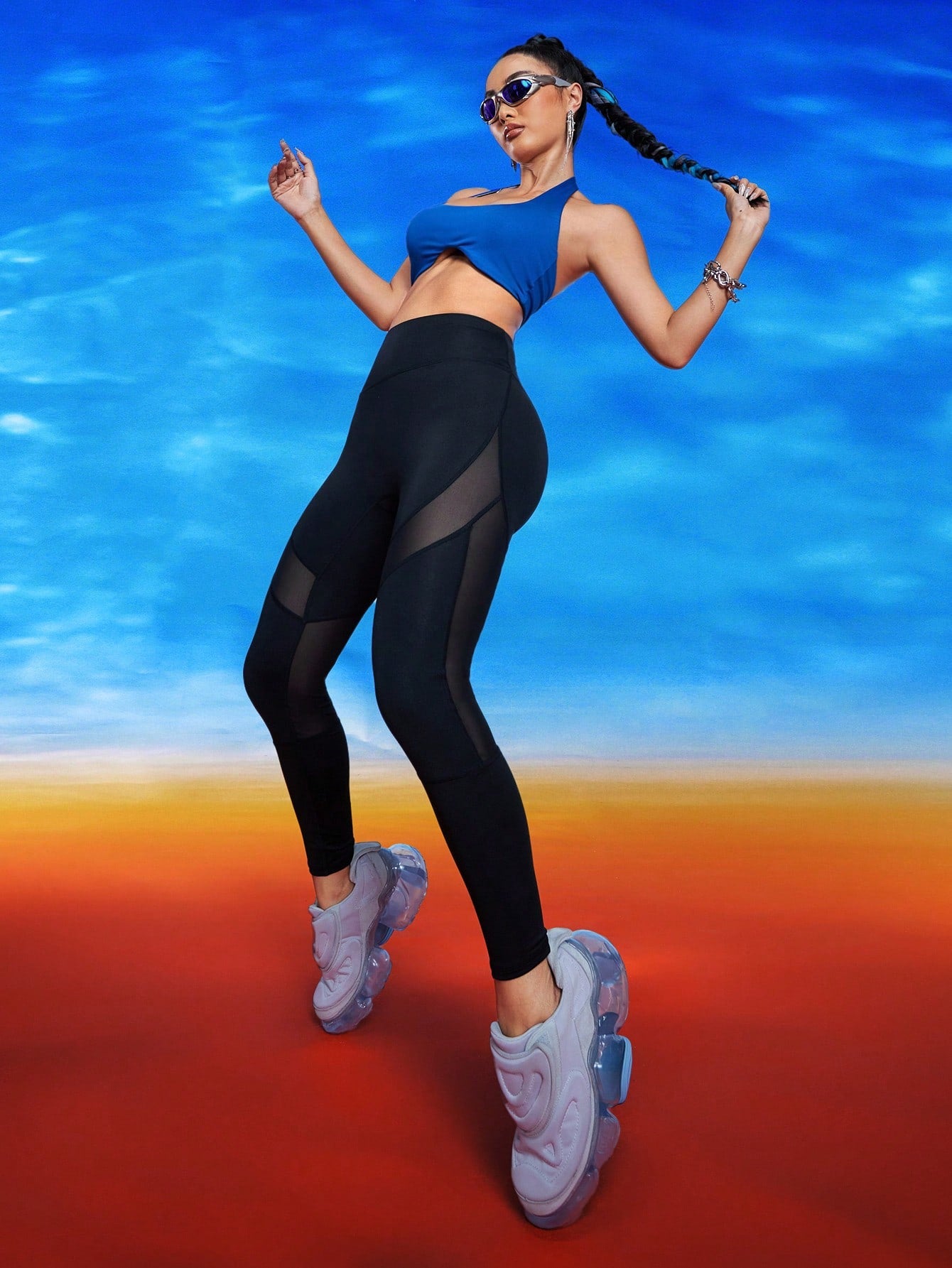 بنطلون ضيق رياضي بشقوق و شبك عالي الخصر للنساء