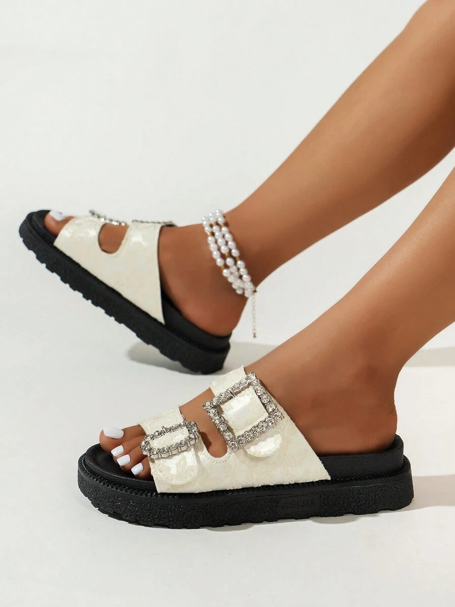 صنادل مسطحة