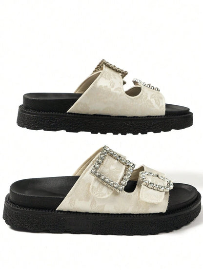 صنادل مسطحة