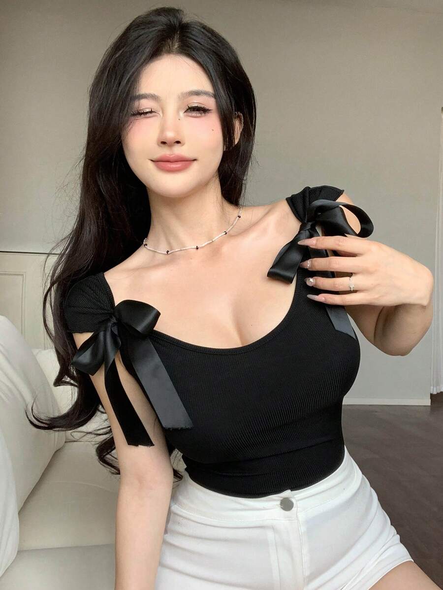 تي شيرت نسائي