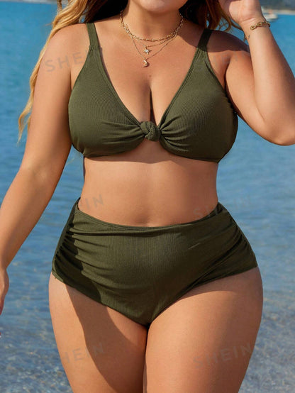 مجموعة ملابس سباحة مكونة من قطعتين للشاطئ بألوان صلبة ومضلعة مقاس كبير للصدر و قيعان البيكيني