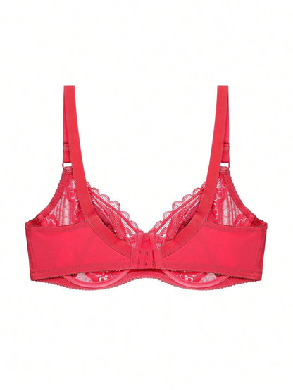 حمالة صدر بحجم كبير بأسلاك ودانتيل ورقيقة جدا وتسمح بدخول الهواء