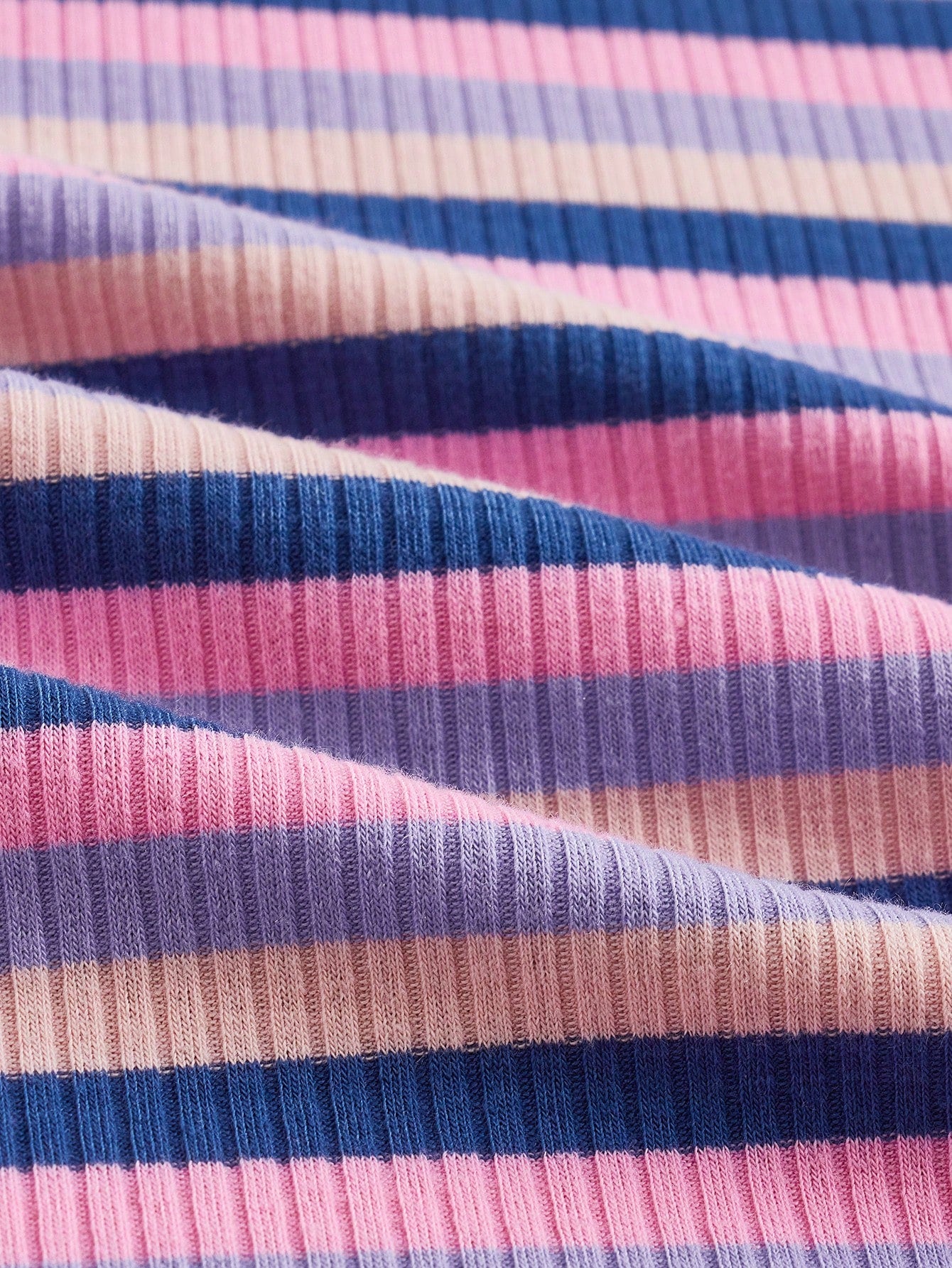 ملابس نسائية للمقاسات الكبيرة وموضة الصيف الجديدة المريحة