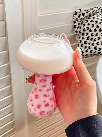 كأس زجاجي بوروسيليكات عالي التحمل سعة 240 مل تصميم فطري شفاف جديد