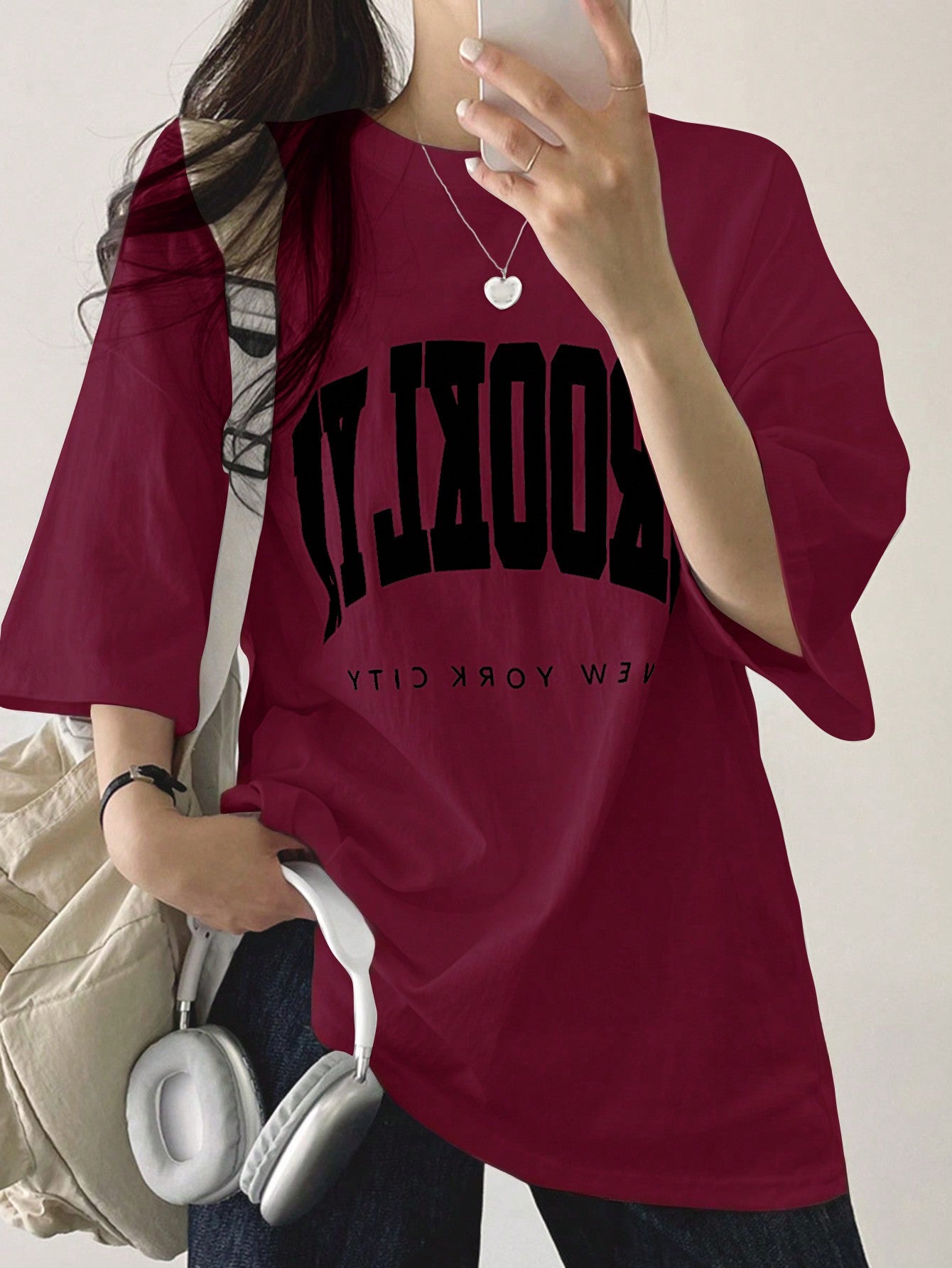 تيشرت رجالي برقبة مستديرة وأكمام قصيرة بتصميم طباعة الحروف لفصل الصيف