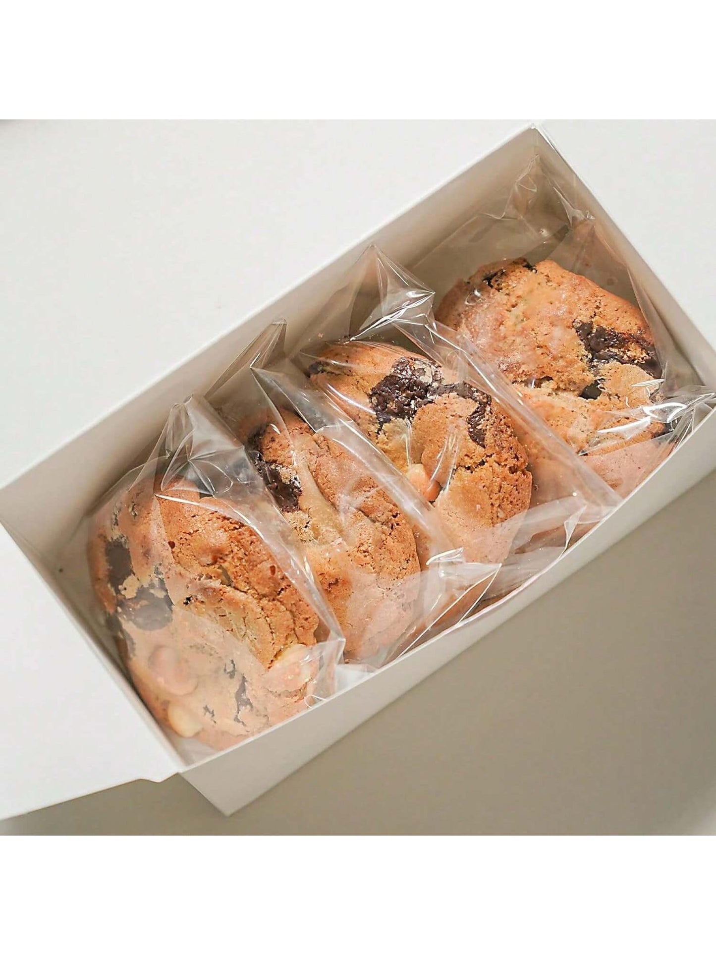 أكياس بسكويت