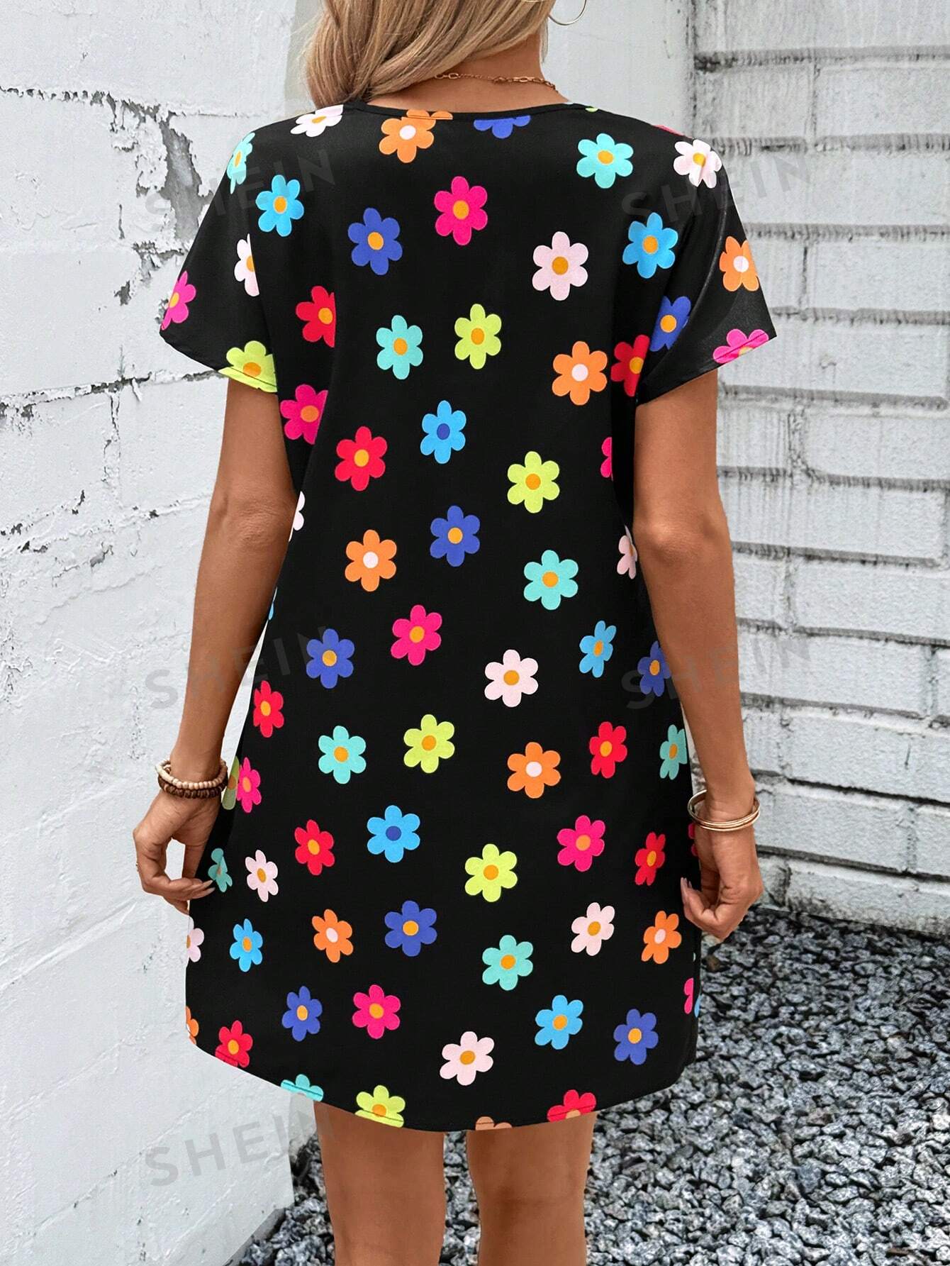 فساتين نسائية قصيرة