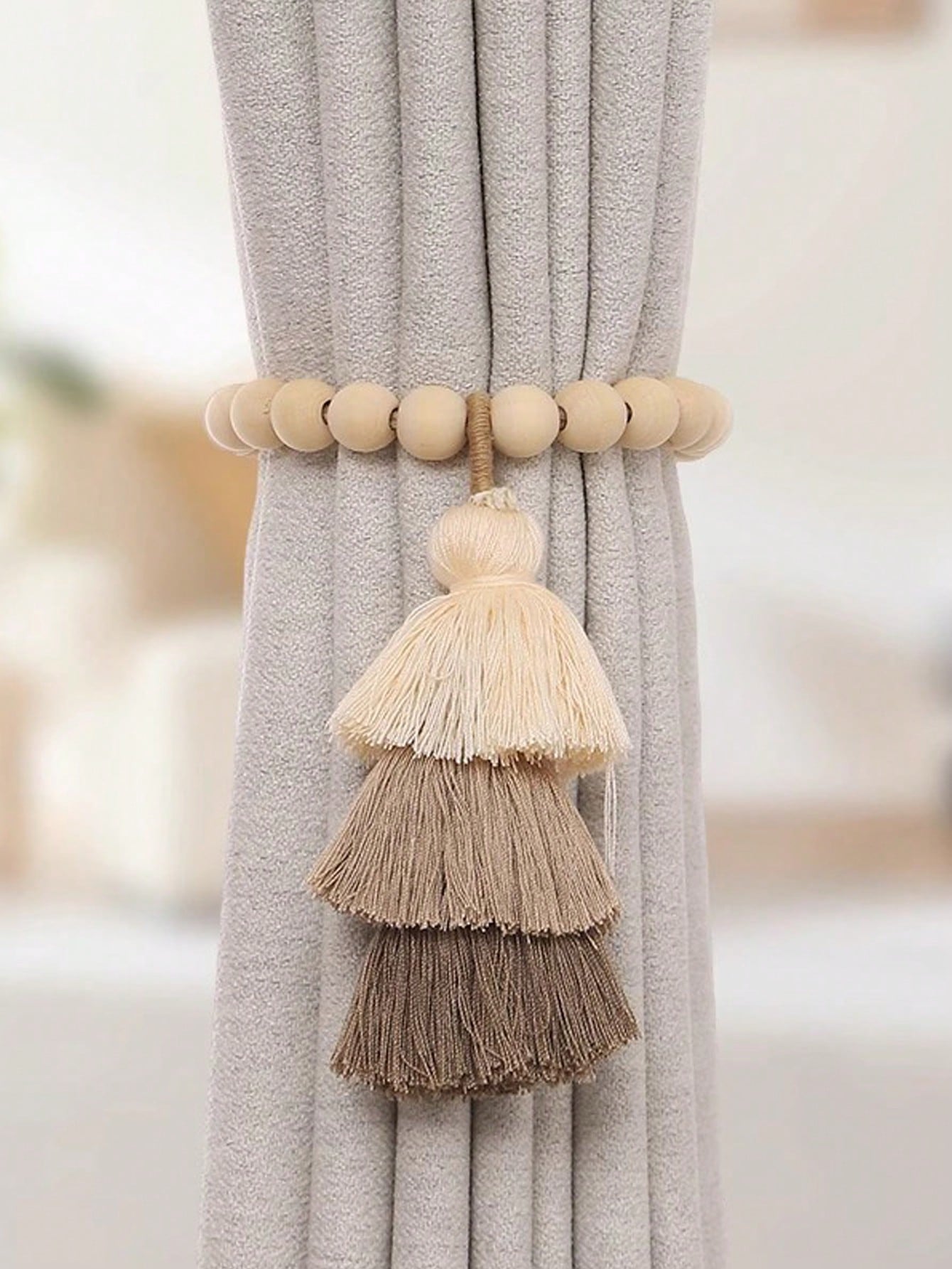 مشبك ستارة من الخشب