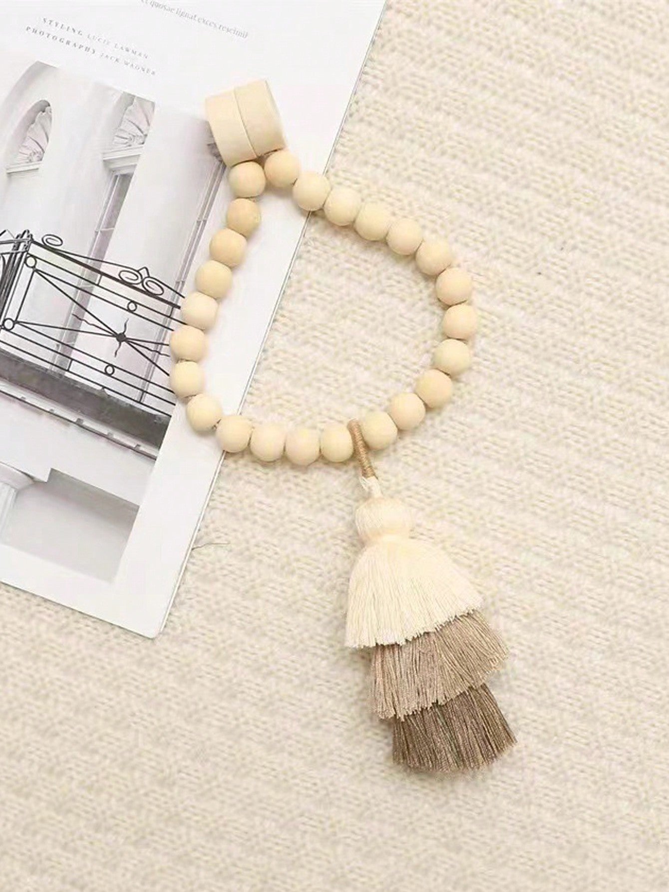 مشبك ستارة من الخشب