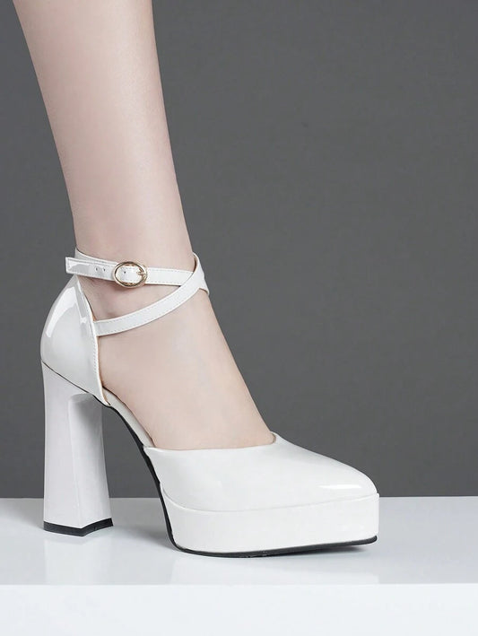 صنادل كعب عالي للسيدات