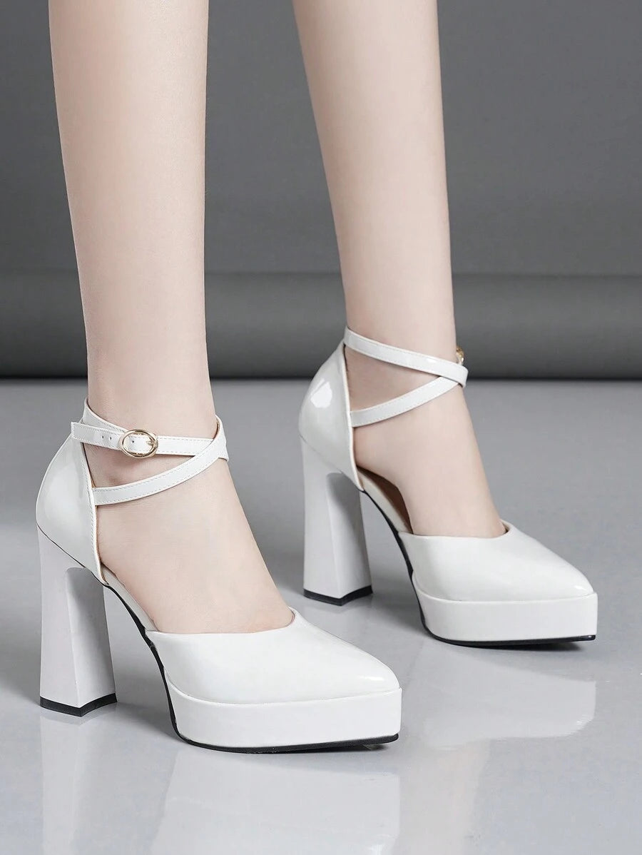 صنادل كعب عالي للسيدات