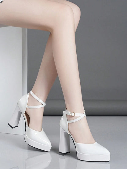 صنادل كعب عالي للسيدات