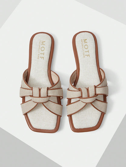 صنادل مسطحة نسائية