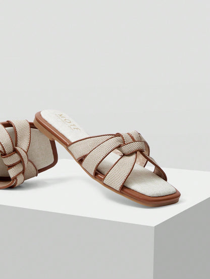 صنادل مسطحة نسائية