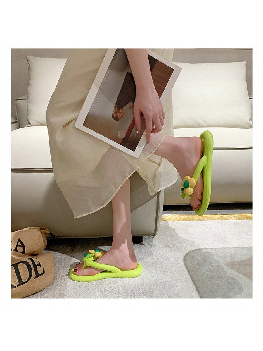 صندل ايفا نسائي وردي بنمط زهرة، رائع المظهر ومانع للانزلاق، مثالي للشاطئ والأماكن الخارجية مع نعل سميك.