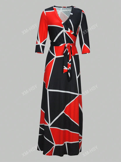 فستان كاجوال مطبوع بياقة على شكل حرف V وأكمام طويلة وخصر مربوط