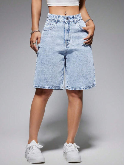 سروال جينز نسائي بسيط بلون سادة للإطلالة العصرية خلال الصيف