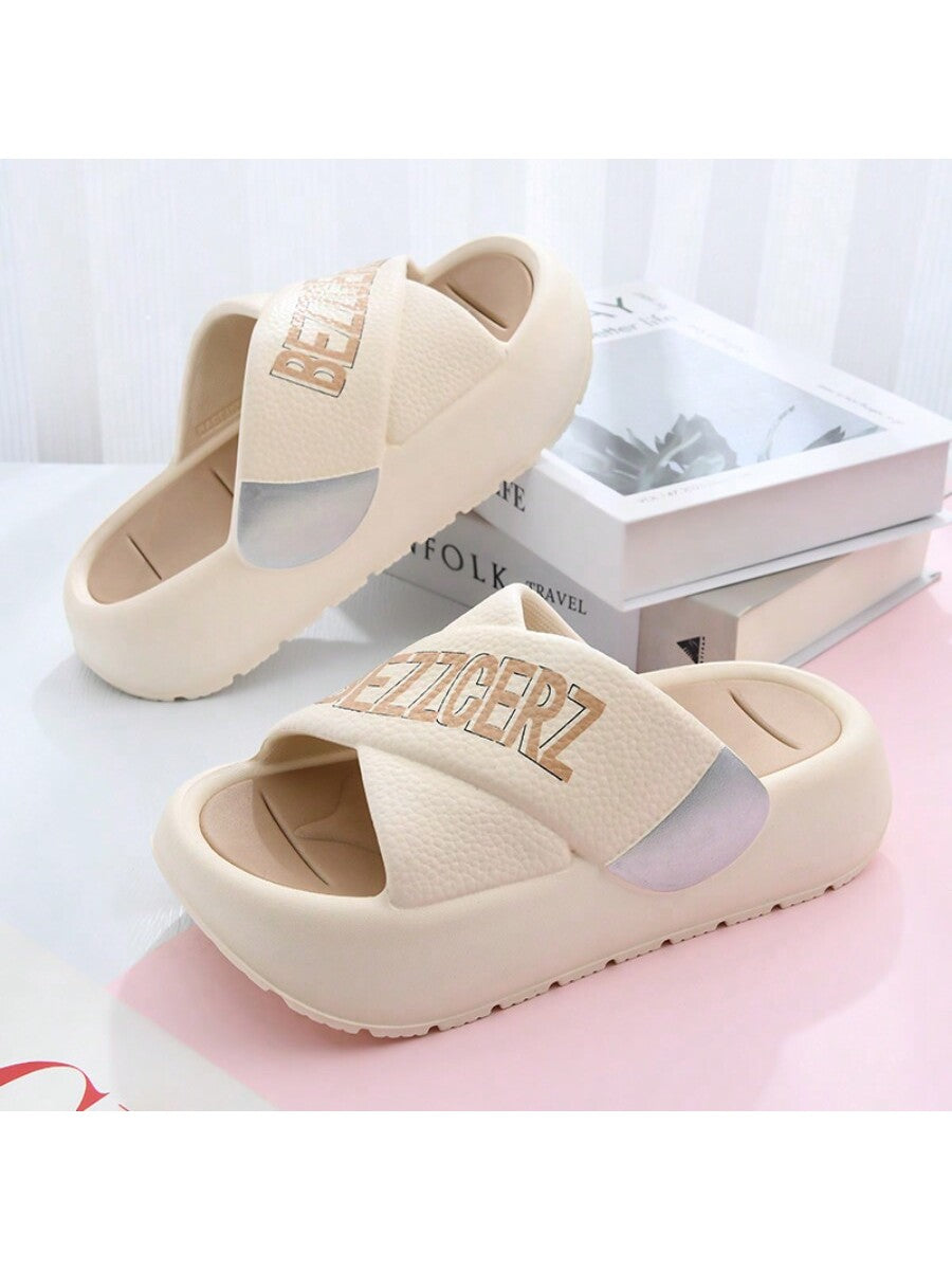 حذاء نسائي جديد للارتداء في الخارج