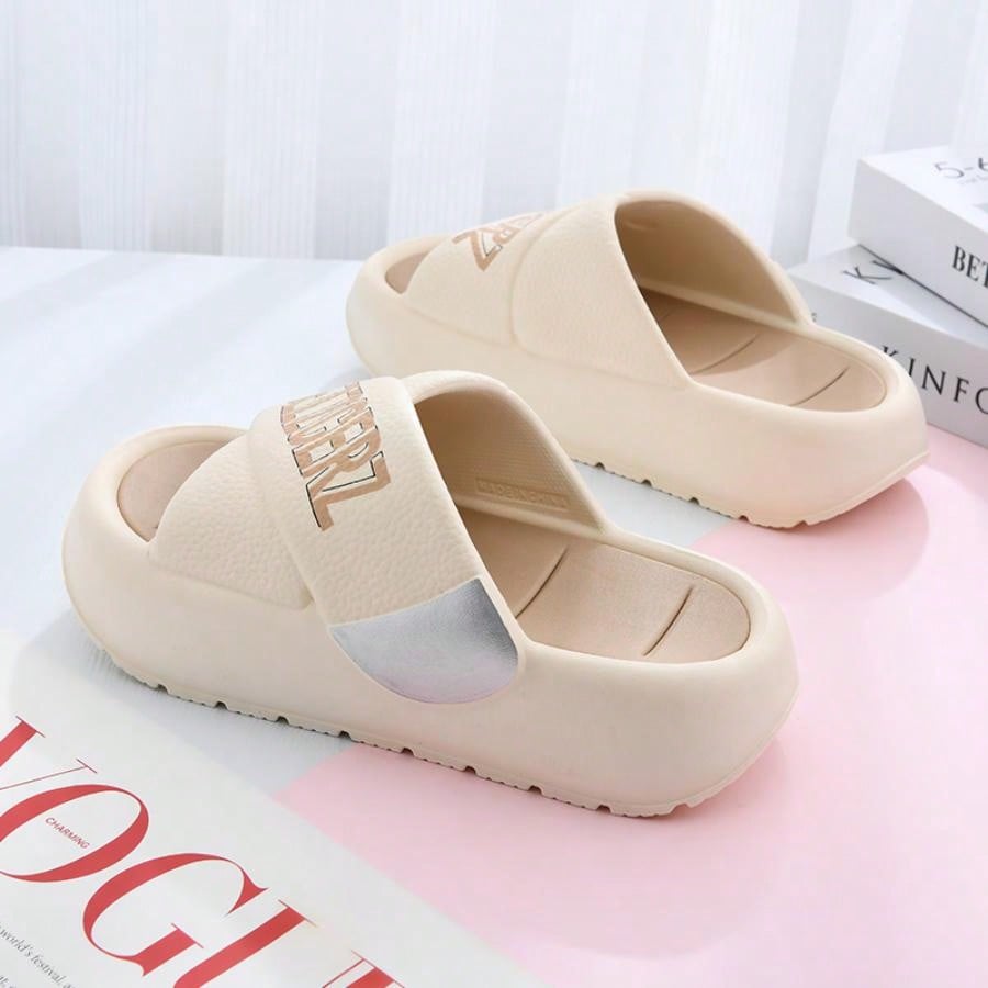 حذاء نسائي جديد للارتداء في الخارج