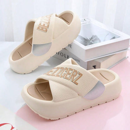 حذاء نسائي جديد للارتداء في الخارج