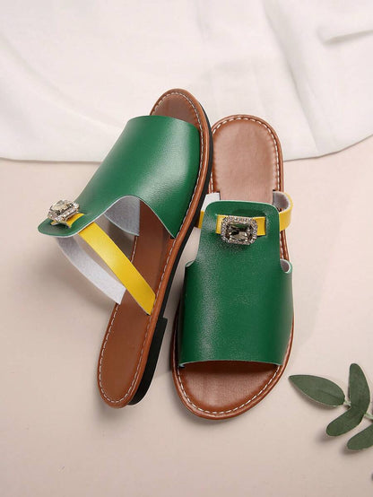 صنادل كاجوال للنساء