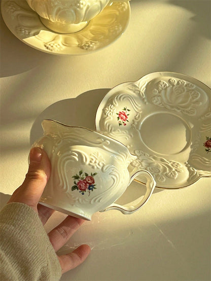 أطقم فناجين & صحون