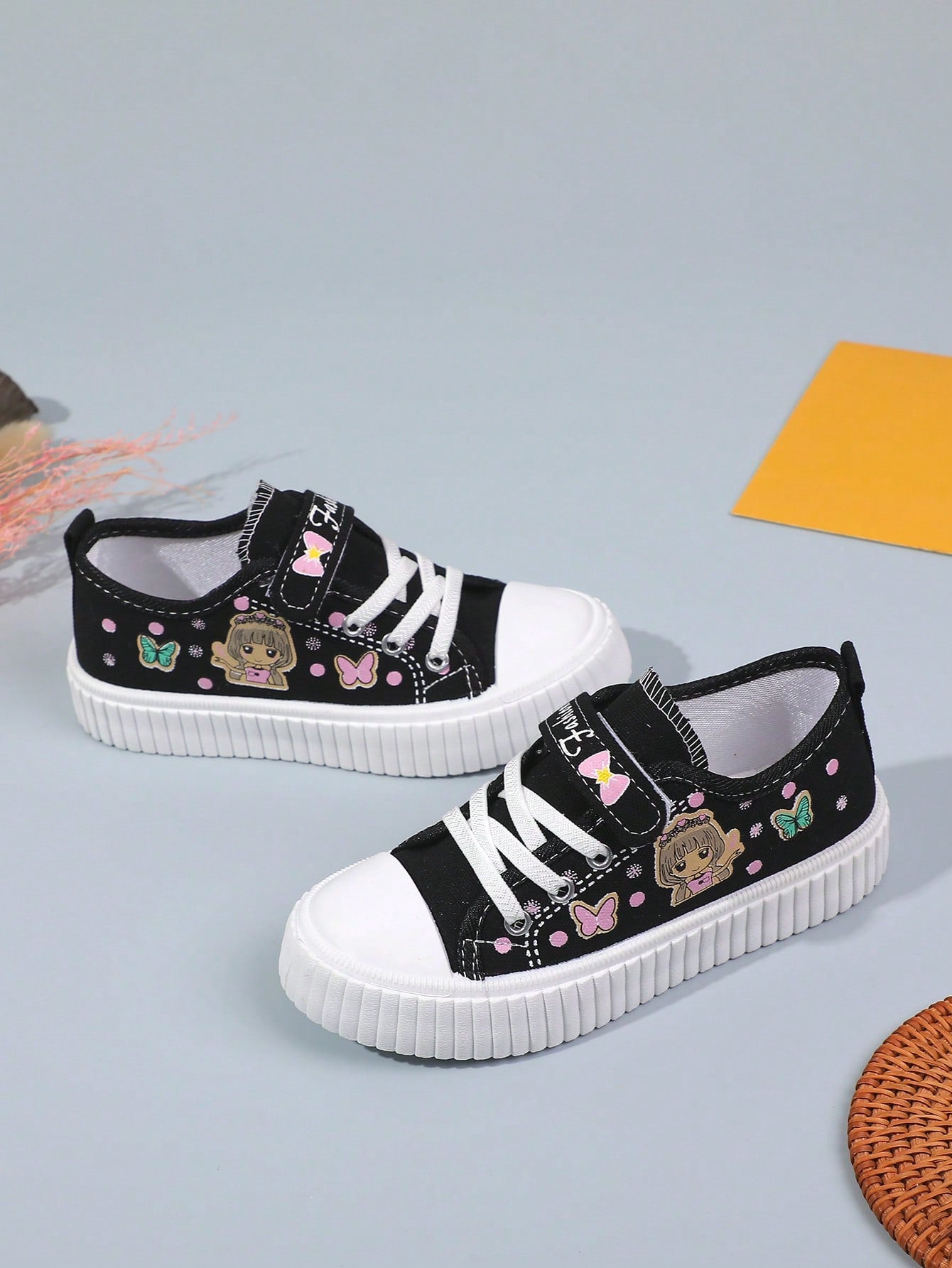 حذاء كاجوال للأطفال من الجنسين بنمط قماشي، حذاء رياضي بنعل سميك للأطفال بين الأعمار 8-16 سنة، خفيف الوزن