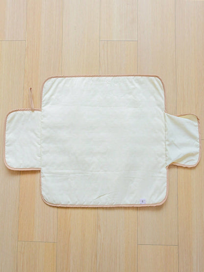 قطعة واحدة حصيرة تغيير حفاضات طفل قابلة للطي وحصيرة مقاومة للماء