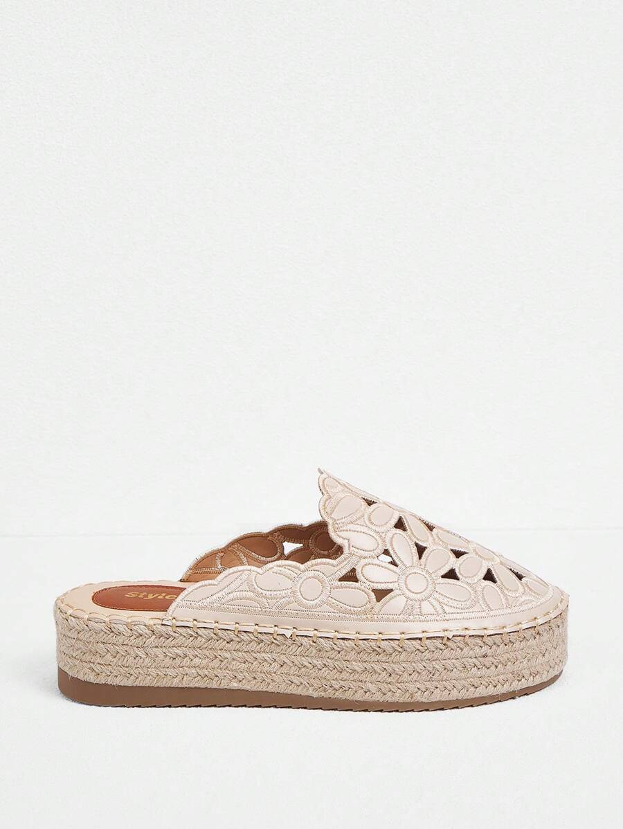 احذية نسائية