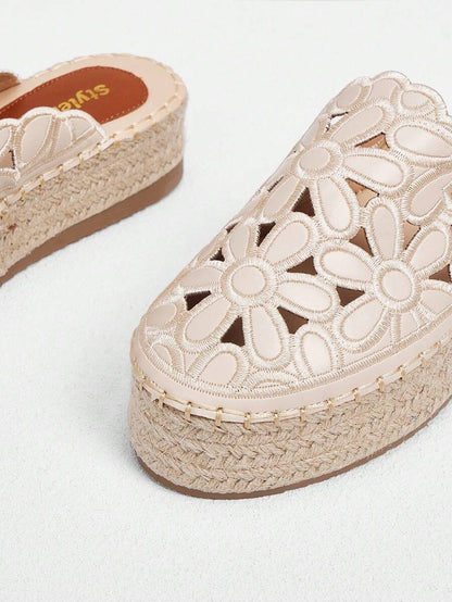 احذية نسائية