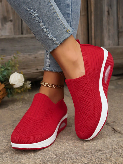 حذاء رياضي محبوك جديد للحدود الهائمة ، مريح ومسامي ومعزز بنعل ناعم مضاد للانزلاق، حذاء رياضي بتوسيدة هوائية من الشبكة للنساء.