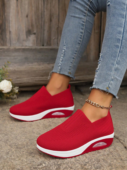 حذاء رياضي محبوك جديد للحدود الهائمة ، مريح ومسامي ومعزز بنعل ناعم مضاد للانزلاق، حذاء رياضي بتوسيدة هوائية من الشبكة للنساء.