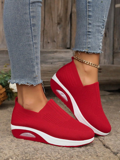 حذاء رياضي محبوك جديد للحدود الهائمة ، مريح ومسامي ومعزز بنعل ناعم مضاد للانزلاق، حذاء رياضي بتوسيدة هوائية من الشبكة للنساء.