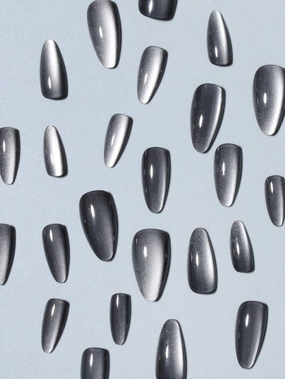 مجموعة أظافر