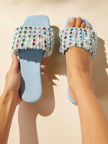 صنادل نسائية مربعة الأصابع واسعة النطاق بتصميم متعدد الألوان، وصلح جديد للصيف، أنيقة وأنيقة.