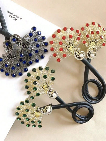صانعة لفافة شعر على شكل ذيل الطاووس بالأحجار اللامعة، قطعة واحدة