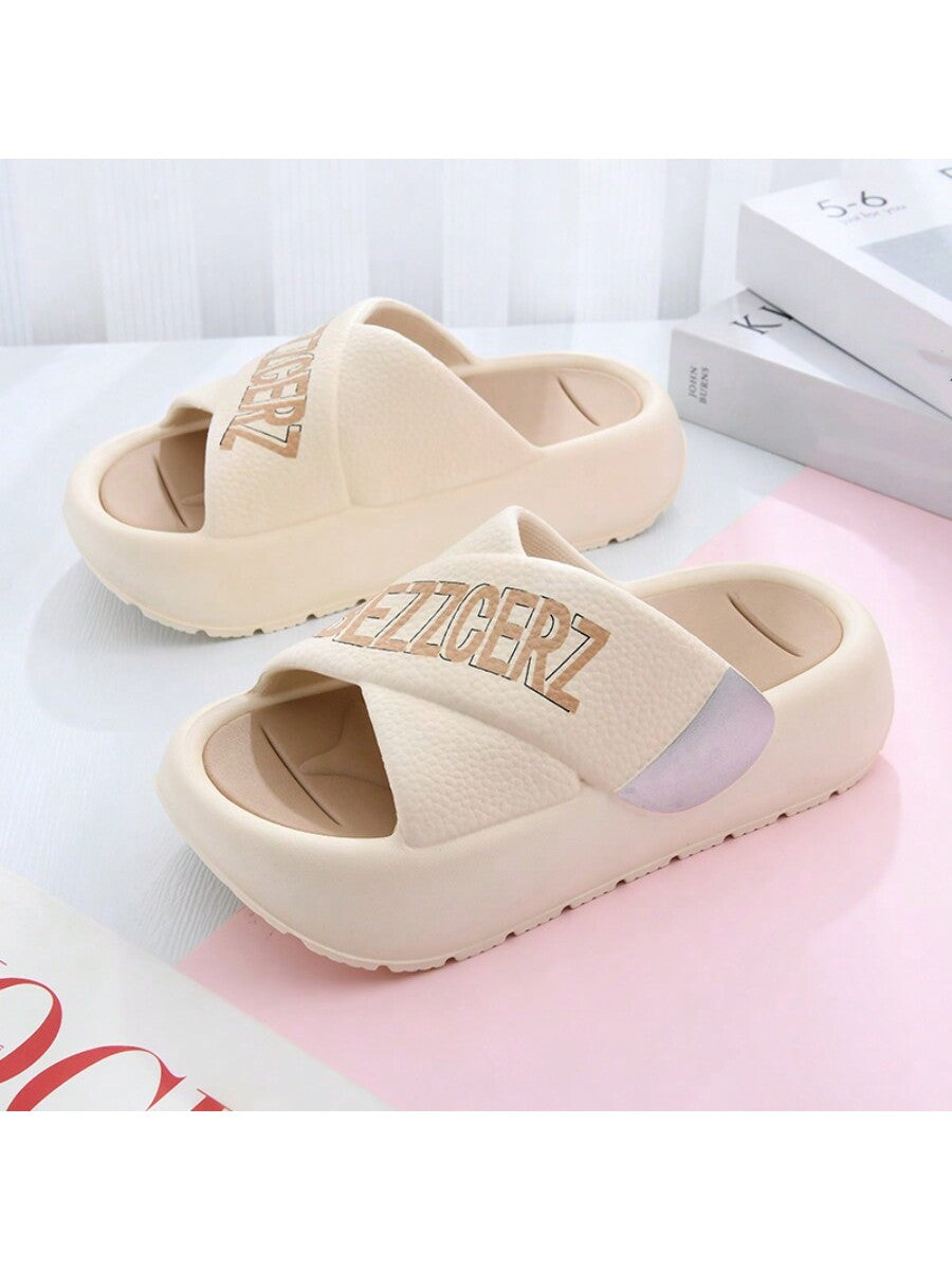 حذاء نسائي جديد للارتداء في الخارج