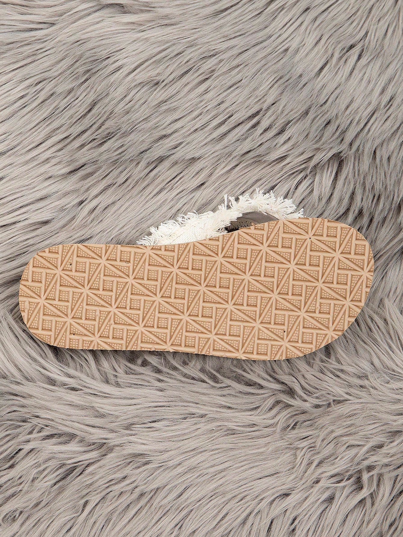 صنادل بكعب رفيع بتصميم نسائي أصلي مستوحى من ميو، أنيق وساحر، كلاسيكي رومانسي فرنسي عصري