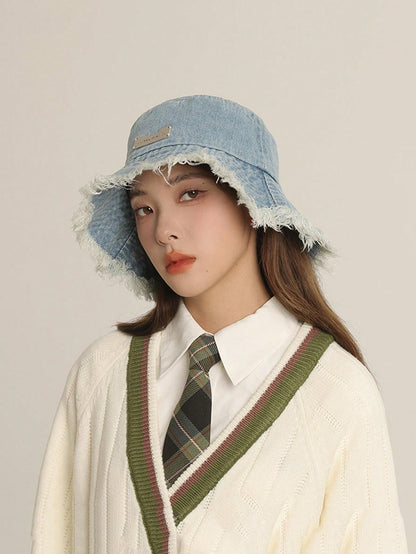 قبعات نسائية