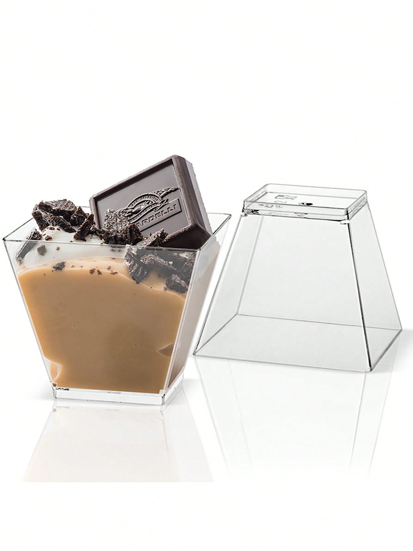 كؤوس حلوى صغير