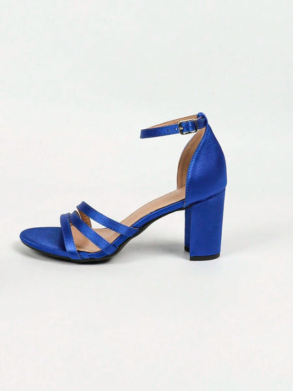 صنادل روماني ذات كعب سميك مريحة للنساء