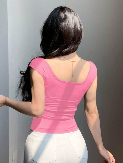 تيشيرت قصير الأكمام ضيق