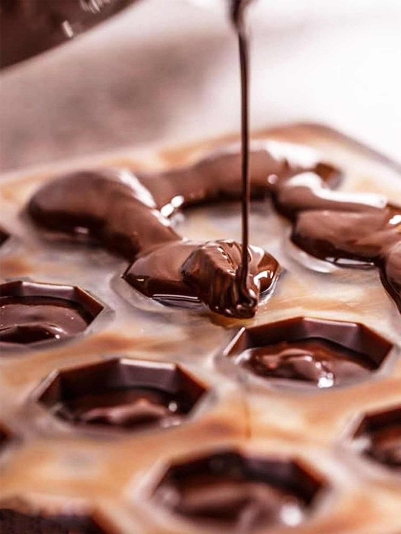 قالب شوكولاتة بلاستيكي للاستخدام المنزلي