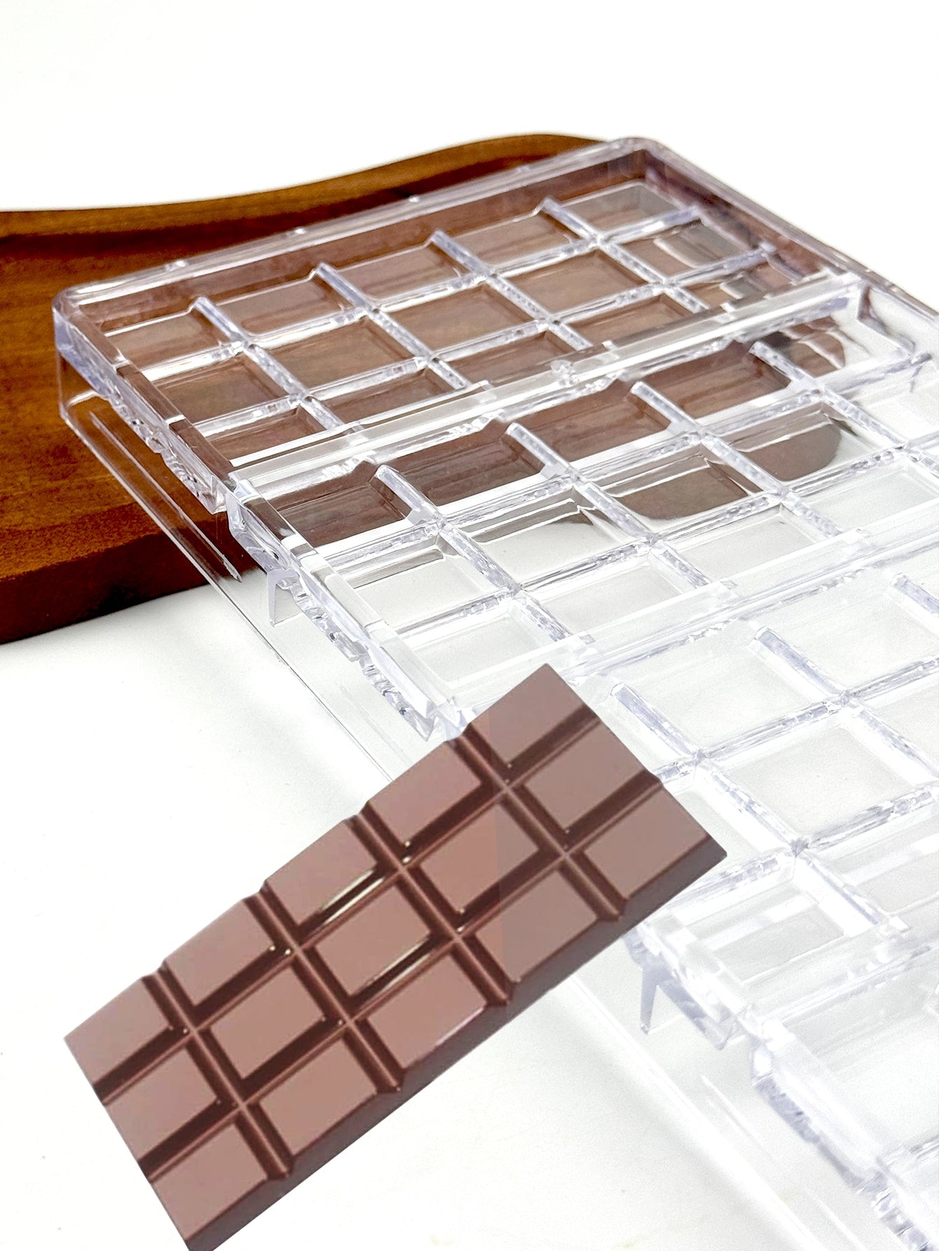 قالب شوكولاتة بلاستيكي للاستخدام المنزلي