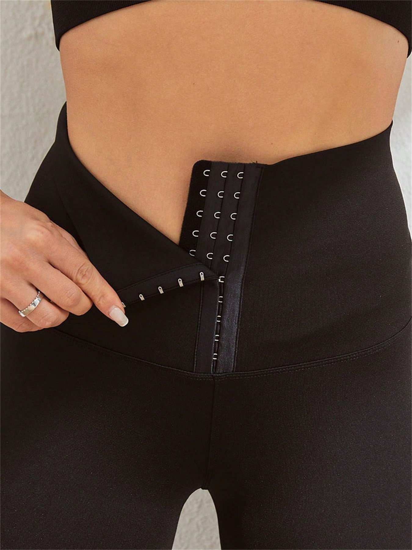 بنطلون ضيق صلب مطاطي، بنطلون يوغا رفع خصر عالي بالأزياء النسائية