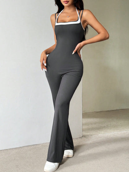 بذلة نسائية مع 2 في 1، تصميم بحمالة عنق وحمالة ملونة