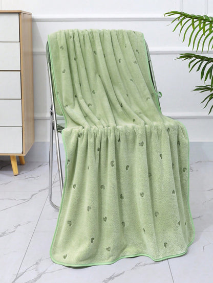 منشفة صغيرة بشكل القلب المصنوعة من قطن الكورال الناعم والماصة للماء، مثالية للاستخدام في الحمامات والصالات الرياضية والفنادق والاستخدام اليومي. هدية مثالية لعيد الأم و